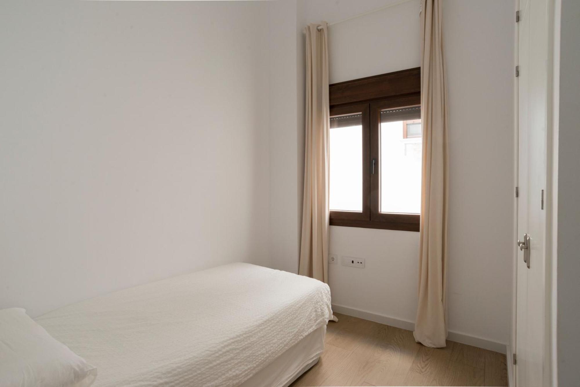 Apartamento Centro Deluxe Кадис Екстериор снимка